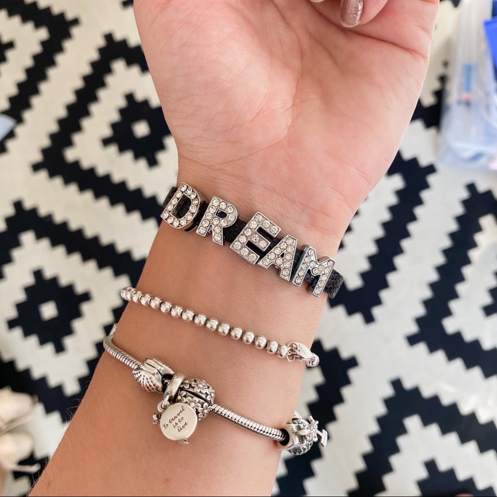 DREAM bracelet ☁️ - Picture 2 of 6